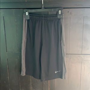 🍀5/$20 Nike drifit shorts